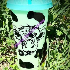 Custom cold cup